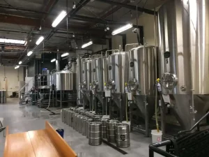 At Lincoln Beer Company in Burbank, CA, Draft Beer Intelligence built a custom pilot system and installed a glycol chiller. All pilot system components were custom assembled on a mobile rack designed by the DBI team.